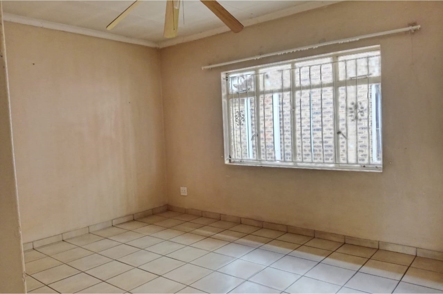 To Let 2 Bedroom Property for Rent in Rustenburg Central North West